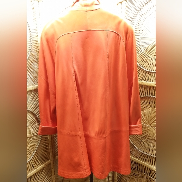 Vakko Red Leather Coat Small ♥️ - Picture 2 of 11